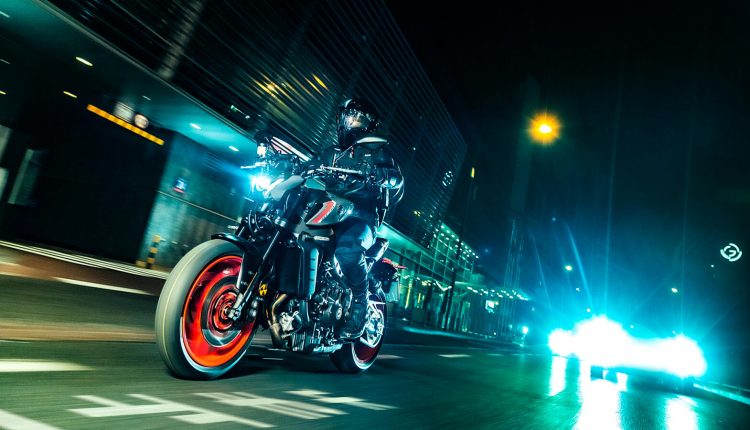 2021 YAM MT09 EU PGD ACT 004 03 preview