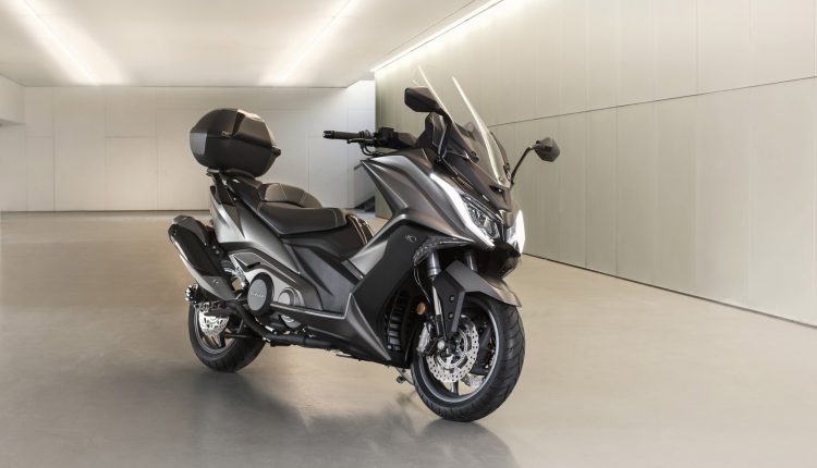 ak 550 ambiente marron 9