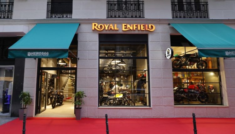 01. Royal Enfield Heros66 