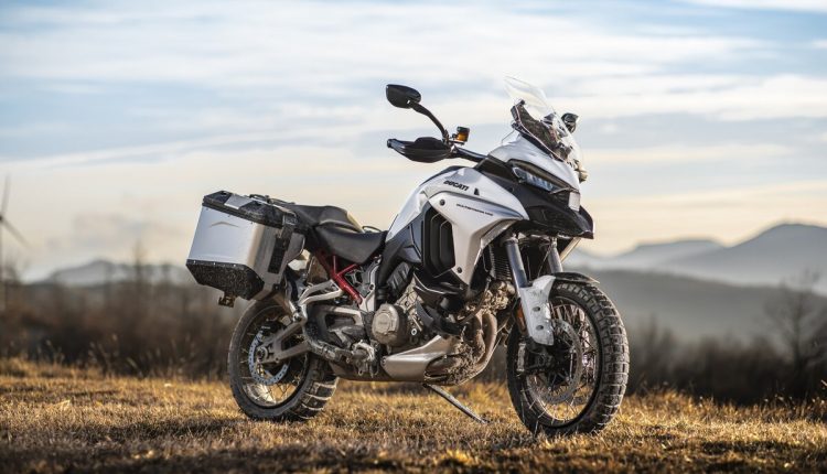 Ducati Multistrada V4s 1