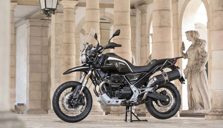 moto guzzi V85 TT Guardia dOnore 1 1