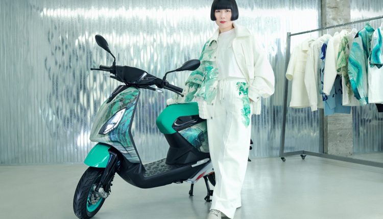 Piaggio y Feng Chen Wang