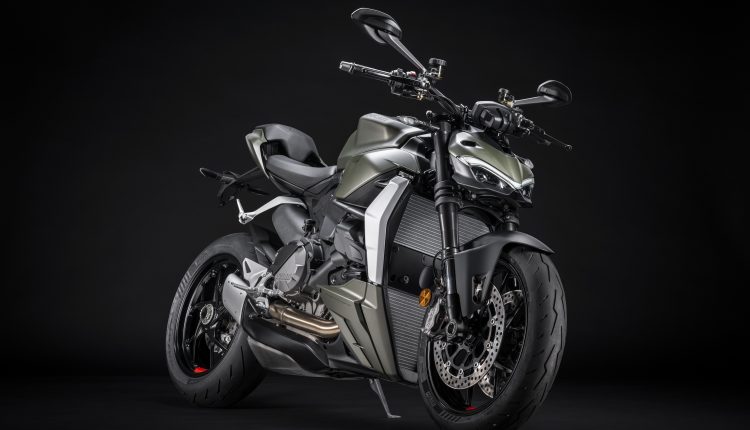 MY23 Ducati StreetfighterV2  9  UC399346 High scaled