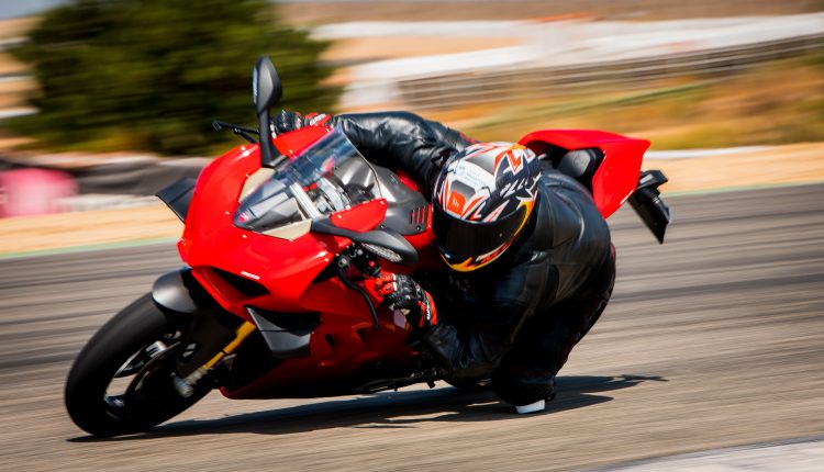 mt helmets kre 16 scaled