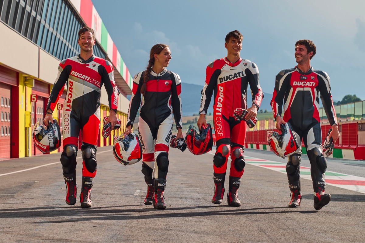DUCATI APPAREL COLLECTION 2023  85  UC461101 High