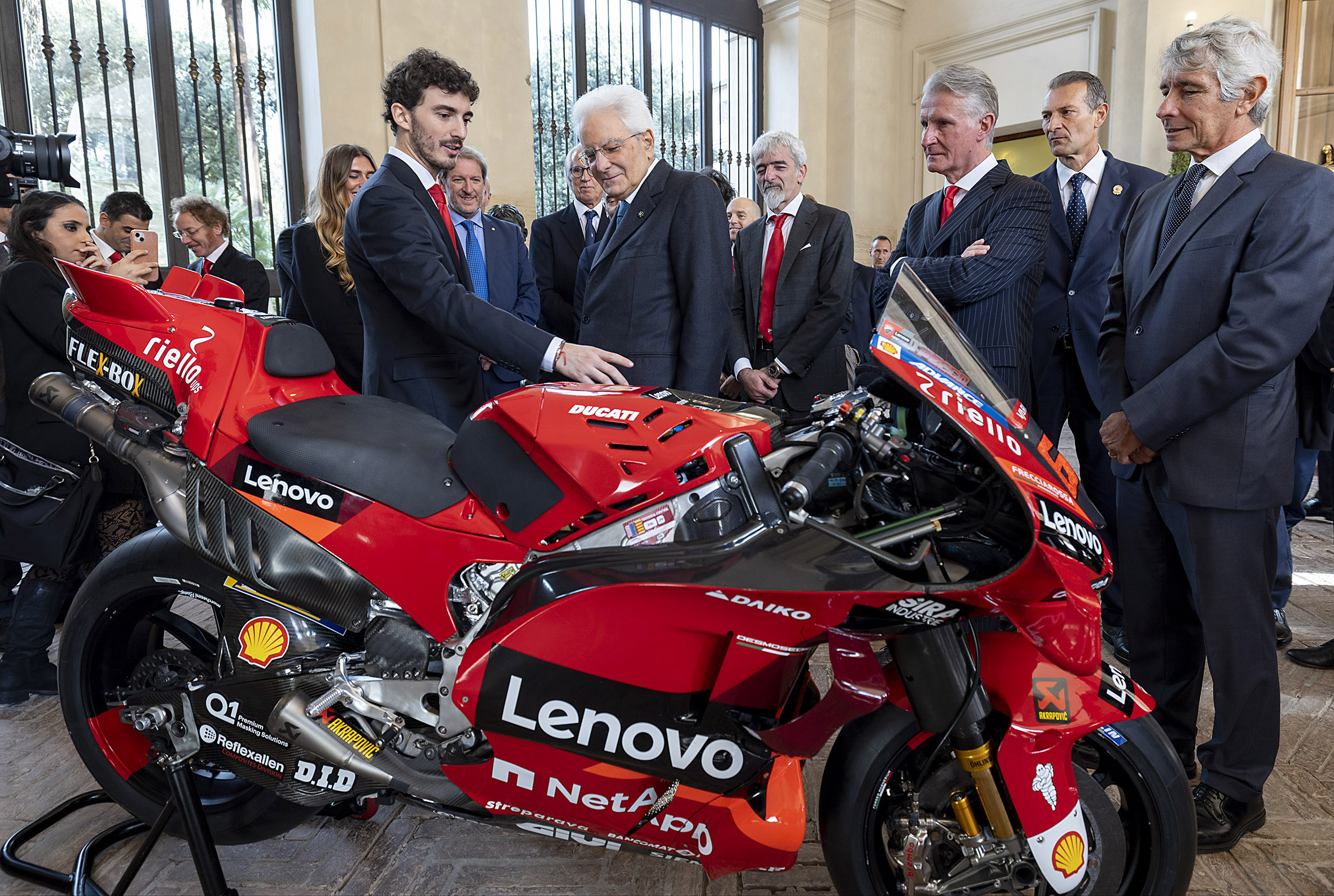 Francesco Bagnaia and a Ducati  CONI and FMI delegation at the Quirinale with Sergio Mattarella 02 UC460493