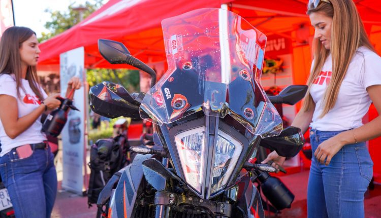 Givi en eventos del motor